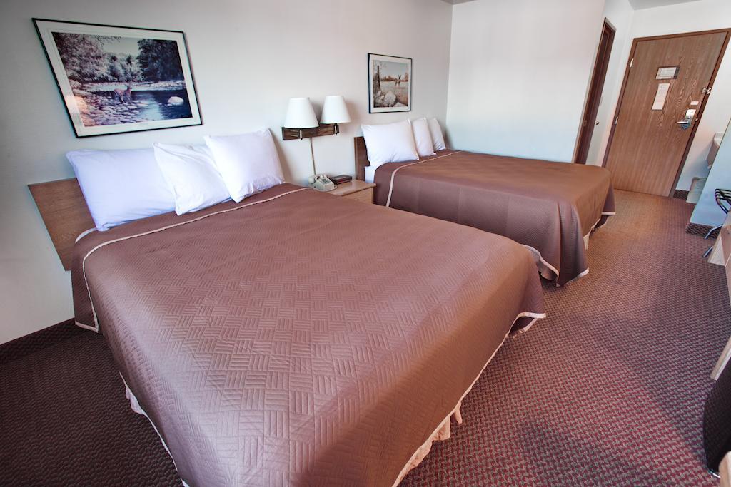 Travelodge By Wyndham Elko Nv Bagian luar foto