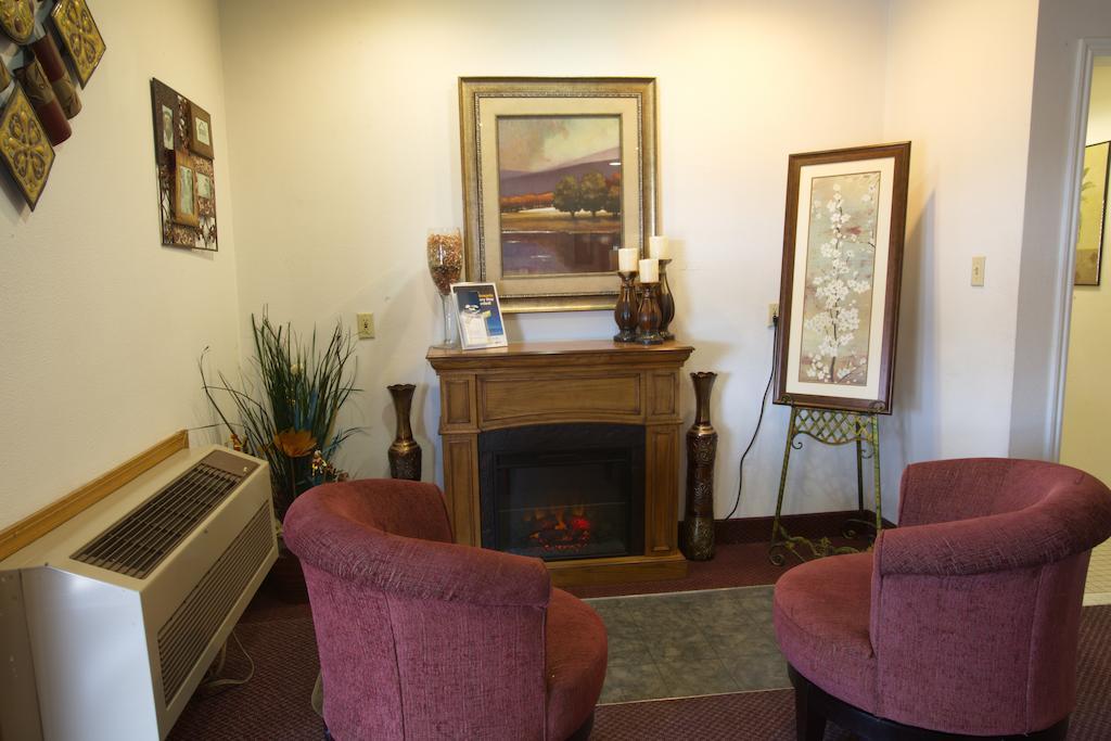 Travelodge By Wyndham Elko Nv Bagian luar foto