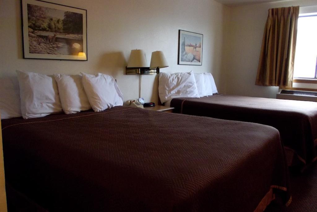 Travelodge By Wyndham Elko Nv Ruang foto